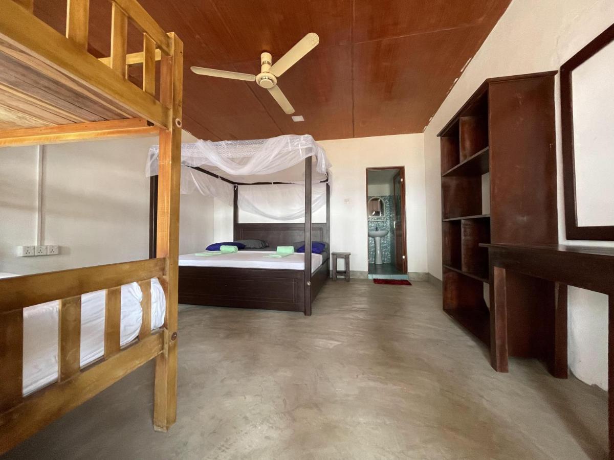 Lazy Bay Hotel Arugam Bay Exterior photo