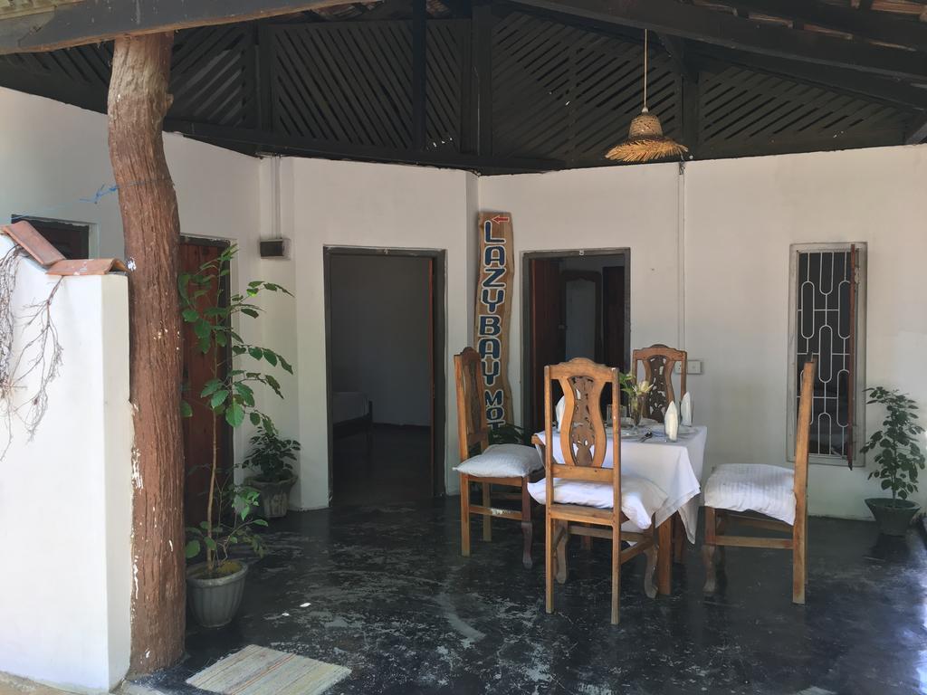 Lazy Bay Hotel Arugam Bay Exterior photo